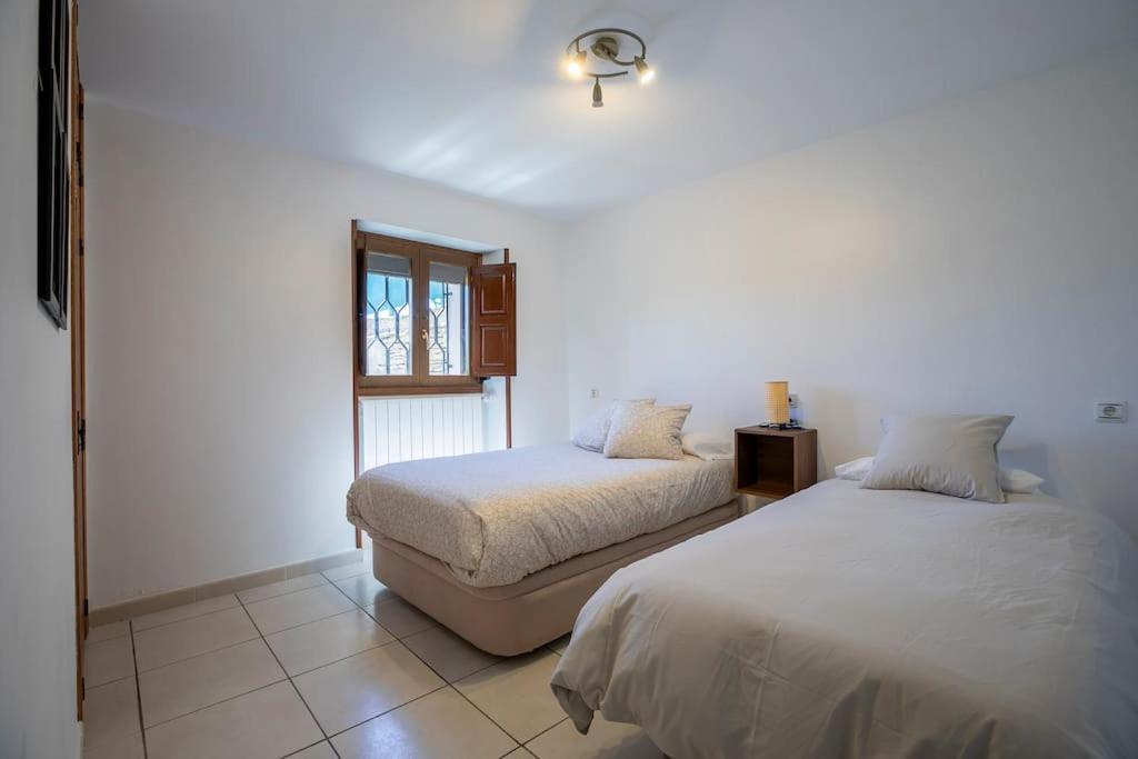 Casa Feli - Apartamento Con Jardin Privado En Los Pirineos Castiello de Jaca Exterior foto