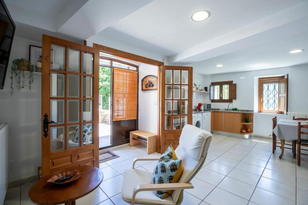 Casa Feli - Apartamento Con Jardin Privado En Los Pirineos Castiello de Jaca Exterior foto