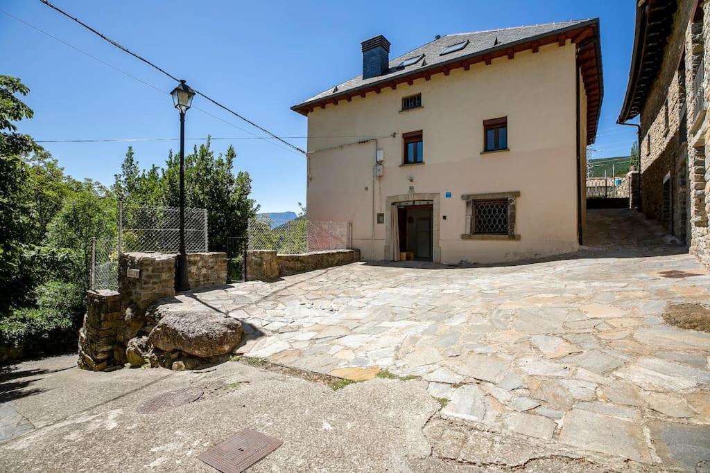 Casa Feli - Apartamento Con Jardin Privado En Los Pirineos Castiello de Jaca Exterior foto